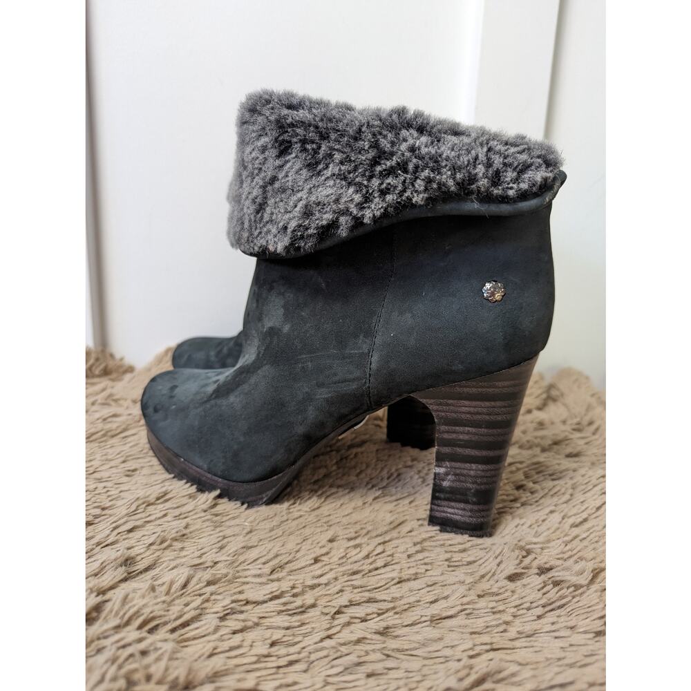 Ugg Dandylion Nubuck Heeled Booties 9 - Picture 2 of 7